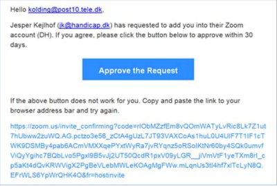 Skærmbillede der viser knappen "Approve the Request" og en internetadresse, som begge fører til at man aktiverer sin Zoom-konto, som DH har oprettet. 