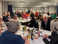Kommunalvalg 2021 - Flot fremmøde til DH Næstveds debat café med 60 personer - det tilladte antal i salen. Aftenens tema: Livet som borger med handicap i Næstved Kommune - Sammen gør vi handicap mindre
